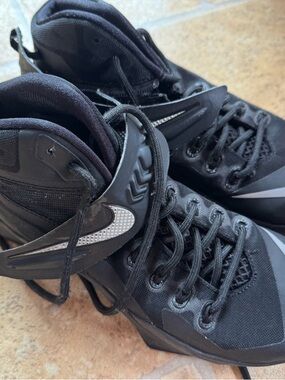 Nike Lebron Men's Basketball Shoes